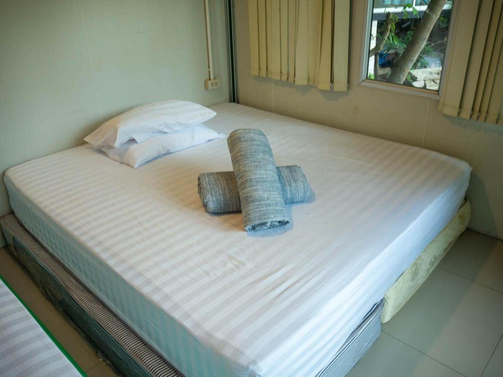 Beach Box Resort At Rimlay Rayong Exterior photo