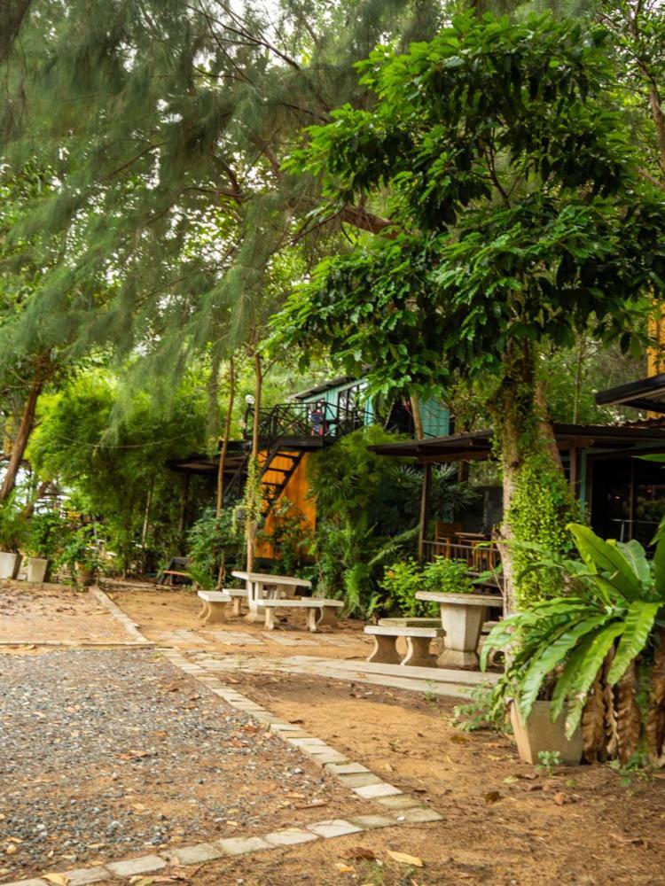 Beach Box Resort At Rimlay Rayong Exterior photo